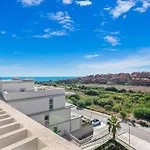 Апартаменты Beautiful Penthouse With Large Terrace