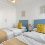Beautiful Penthouse With Large Terrace Эстепона